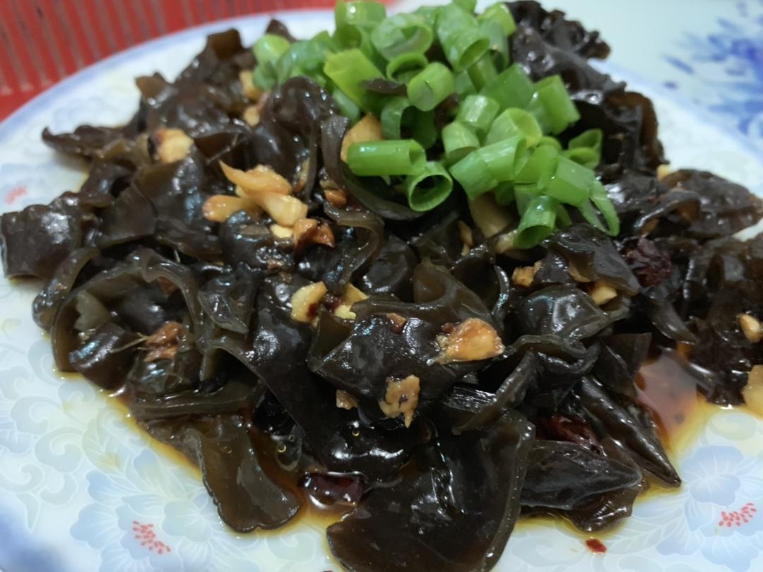 凉拌爽脆木耳