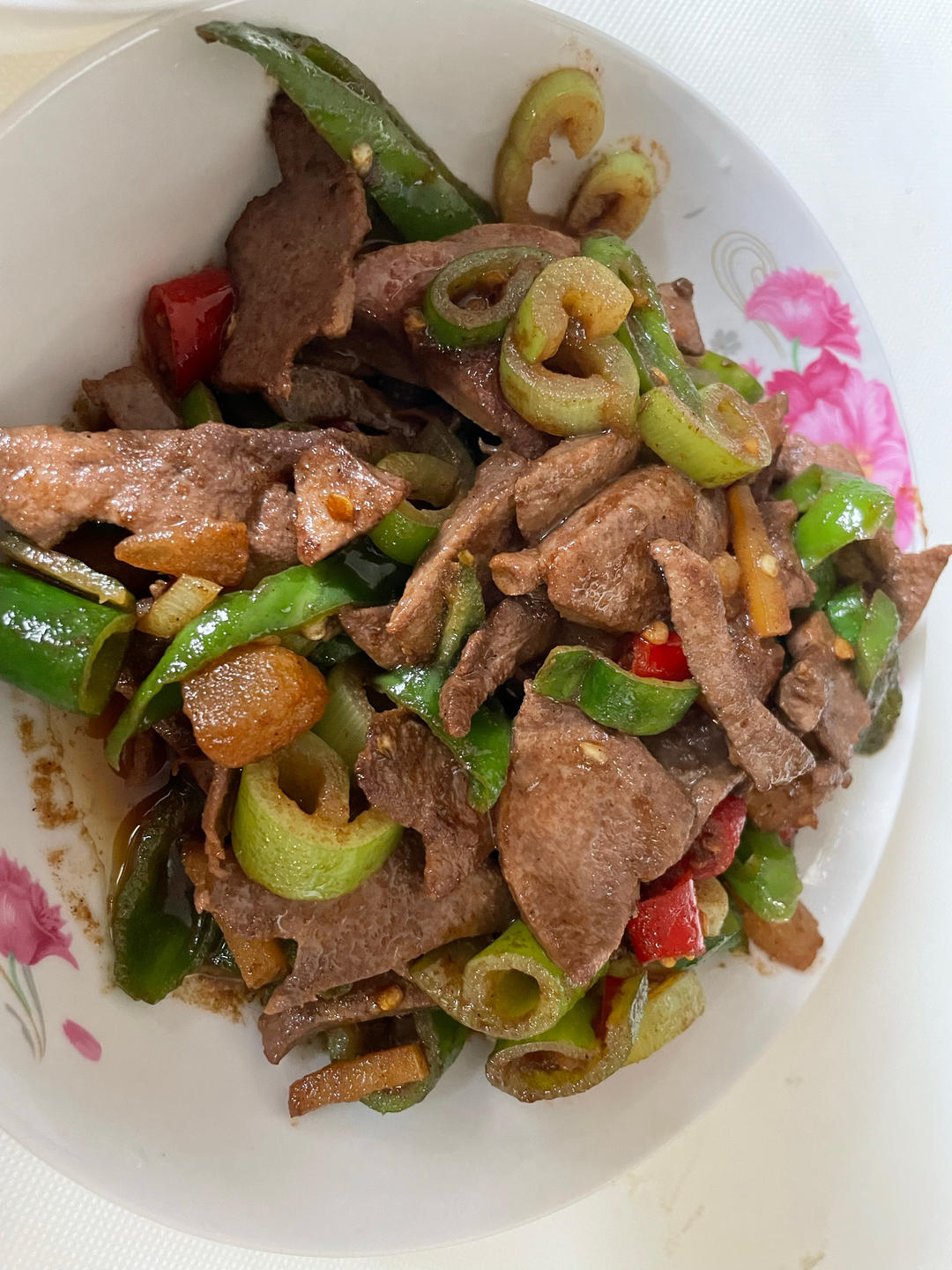 厨师长教你：“小炒猪肝”的家常做法，味道干香很赞，先收藏起来