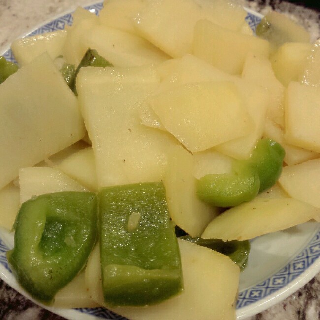 青椒炒土豆片