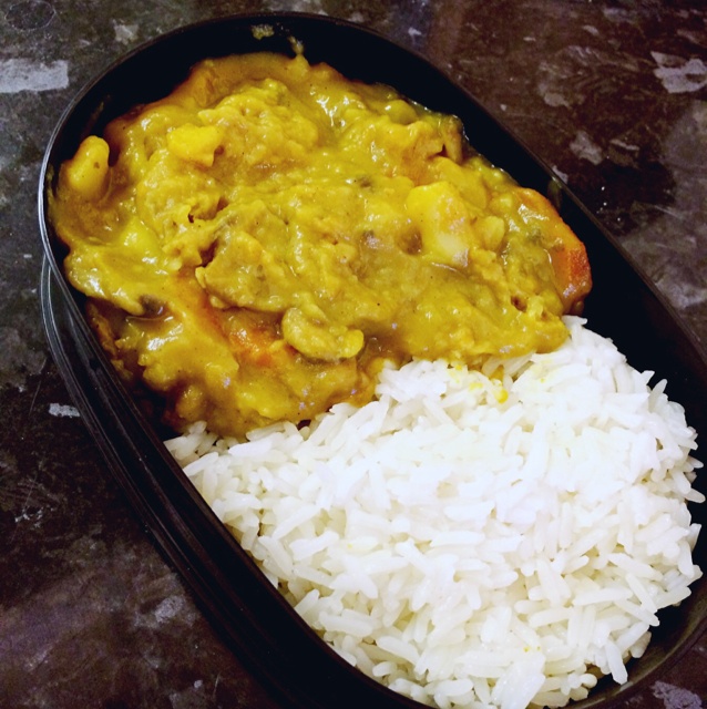 咖喱土豆鸡肉饭