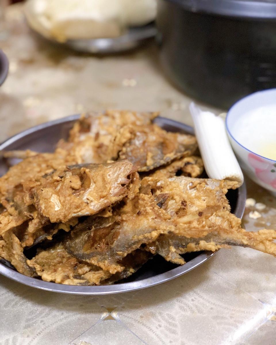 干炸小鲳鱼