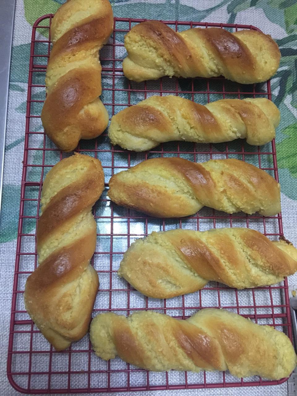 椰蓉面包棒 | 附自制椰蓉馅 两种整形方法