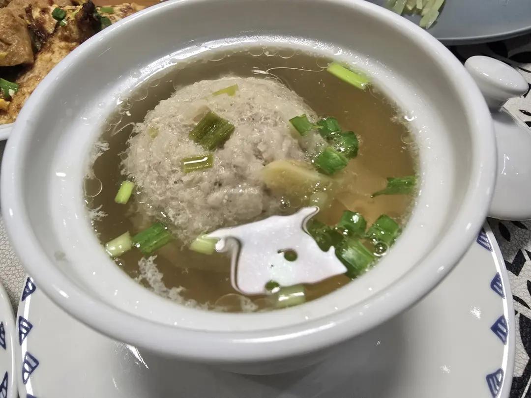 炖盅莲藕肉末蒸蛋