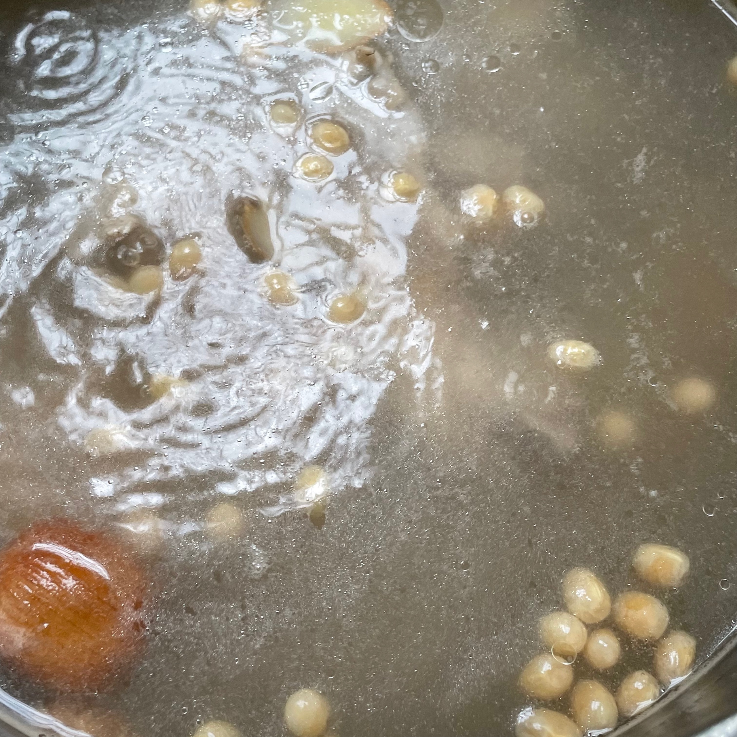 清润消暑的苦瓜排骨汤的做法 步骤5