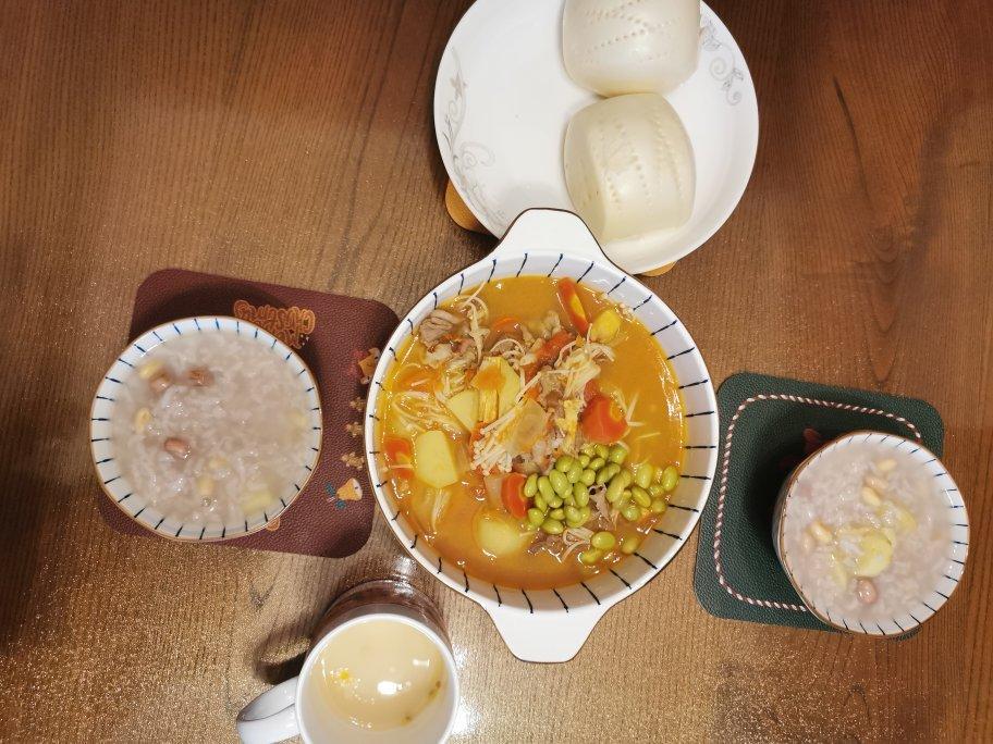 番茄羊肉卷煲