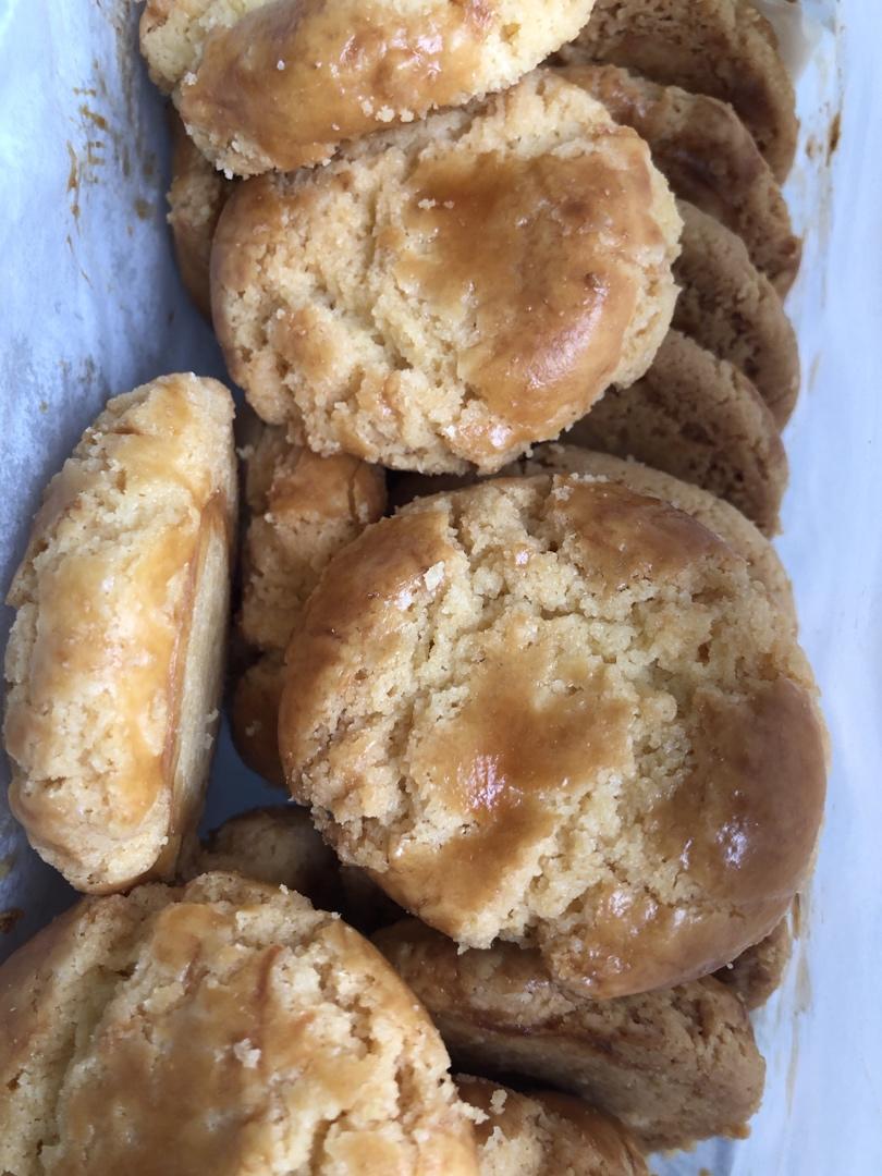 轻轻一按就碎掉的原味桃酥（不输猪油版）