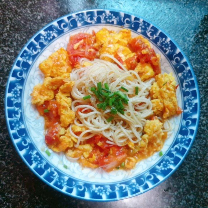 厨师长教你：“番茄炒鸡蛋”的家常做法，一看就会