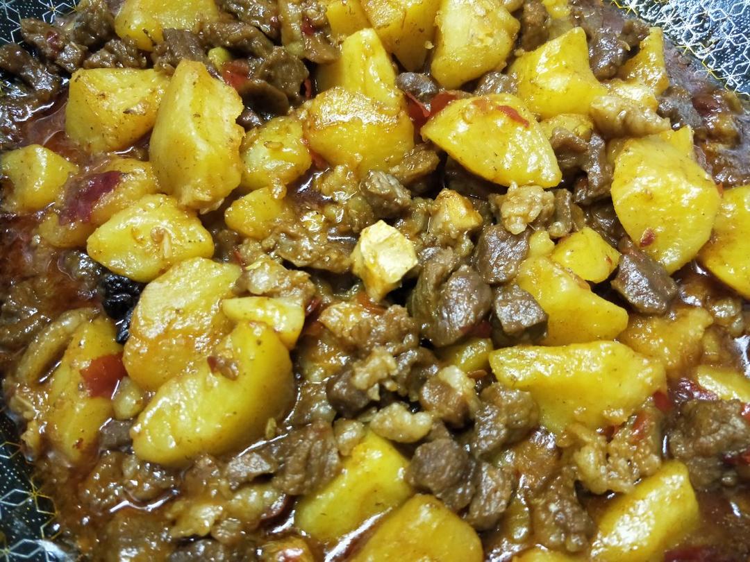 超好吃的红烧土豆羊肉