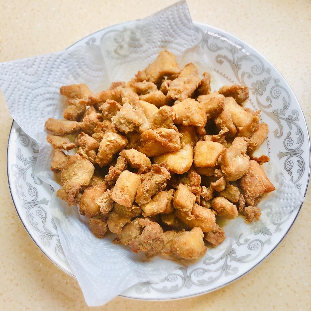 嫩而不柴的鸡胸肉炸鸡块