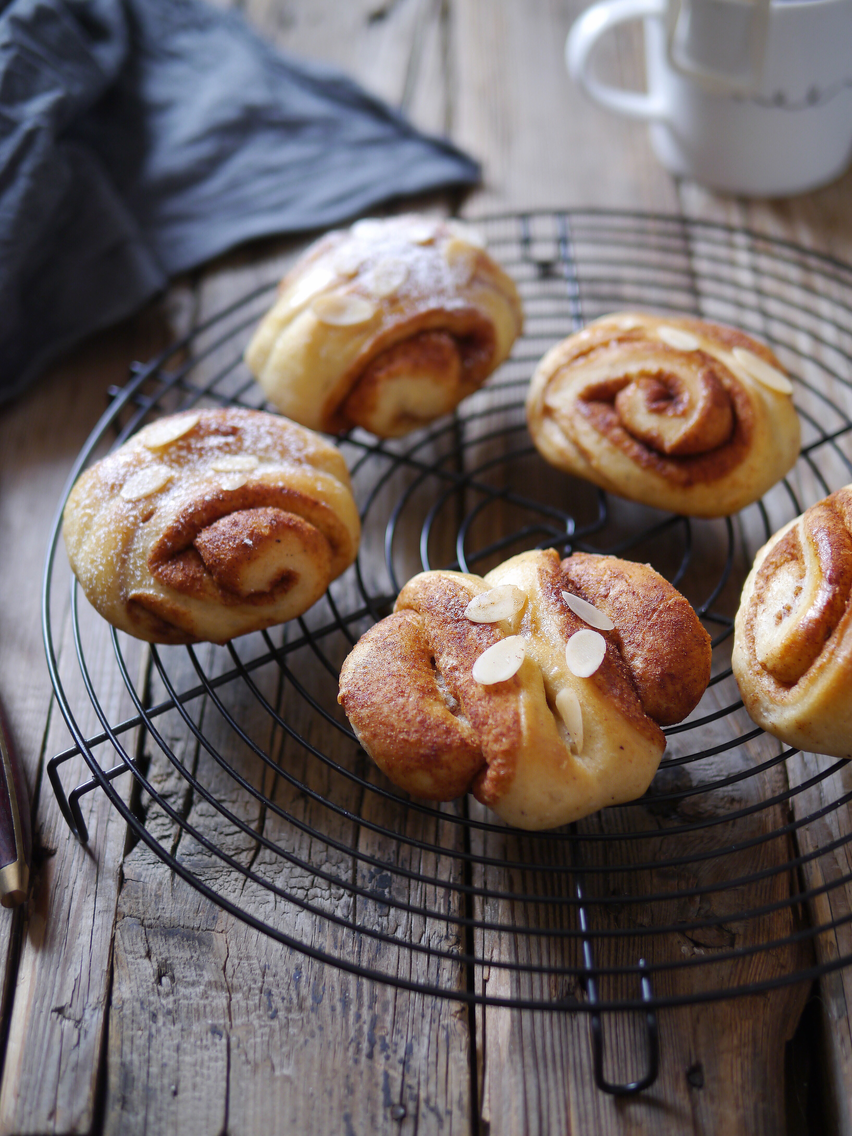 凯特猫菲娅做的天然酵种芬兰肉桂卷