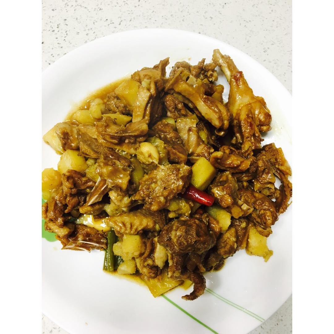 土豆焖鸭