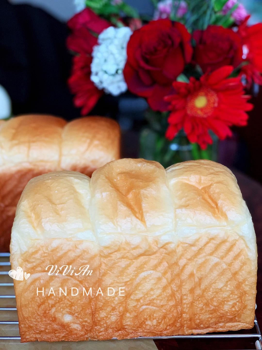 纯奶手撕吐司的做法 步骤1