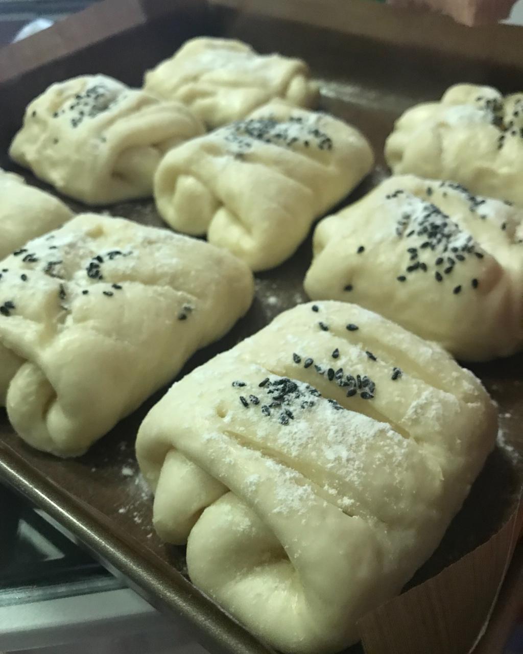 软到不知所措的牛奶卷