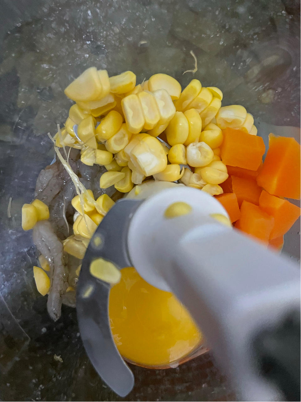 宝宝辅食—胡萝卜虾肠