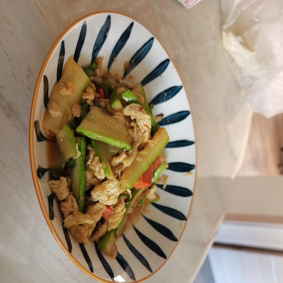 香炒脆西葫芦条