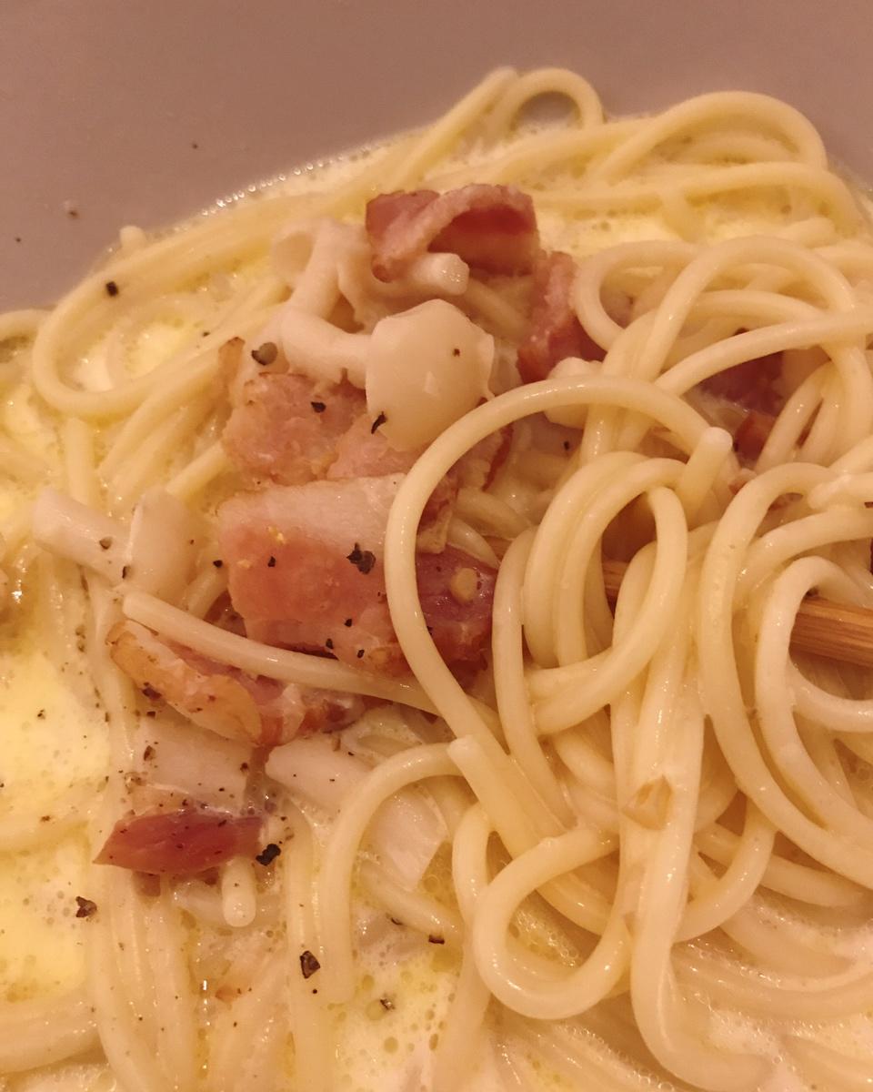 白蘑菇奶油培根意面