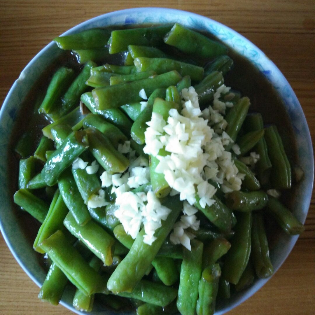 蒜油焖豆角