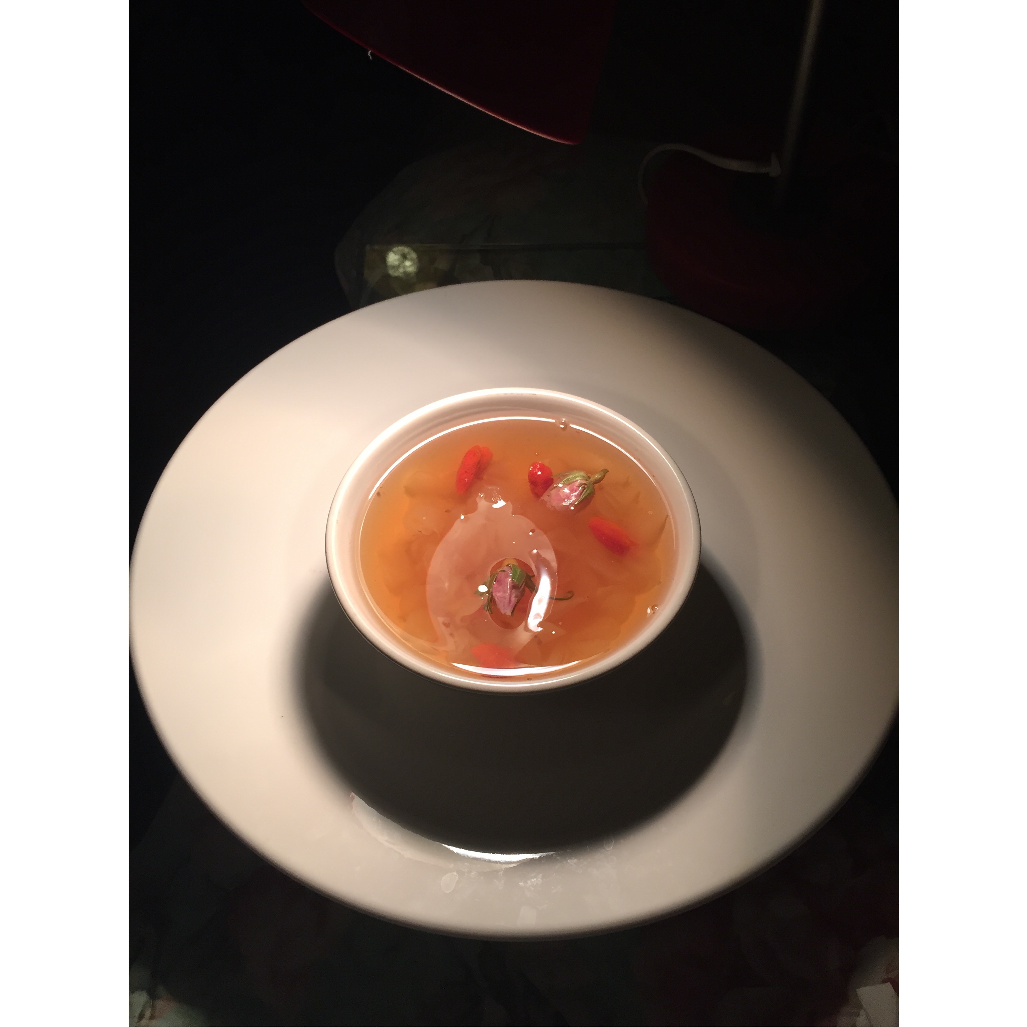 皂角米红枣银耳羹