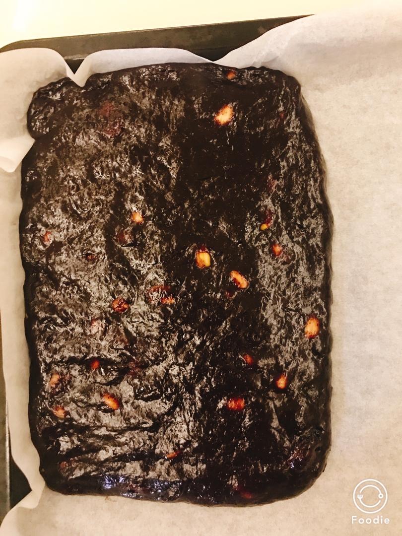 红枣黑米核桃糕