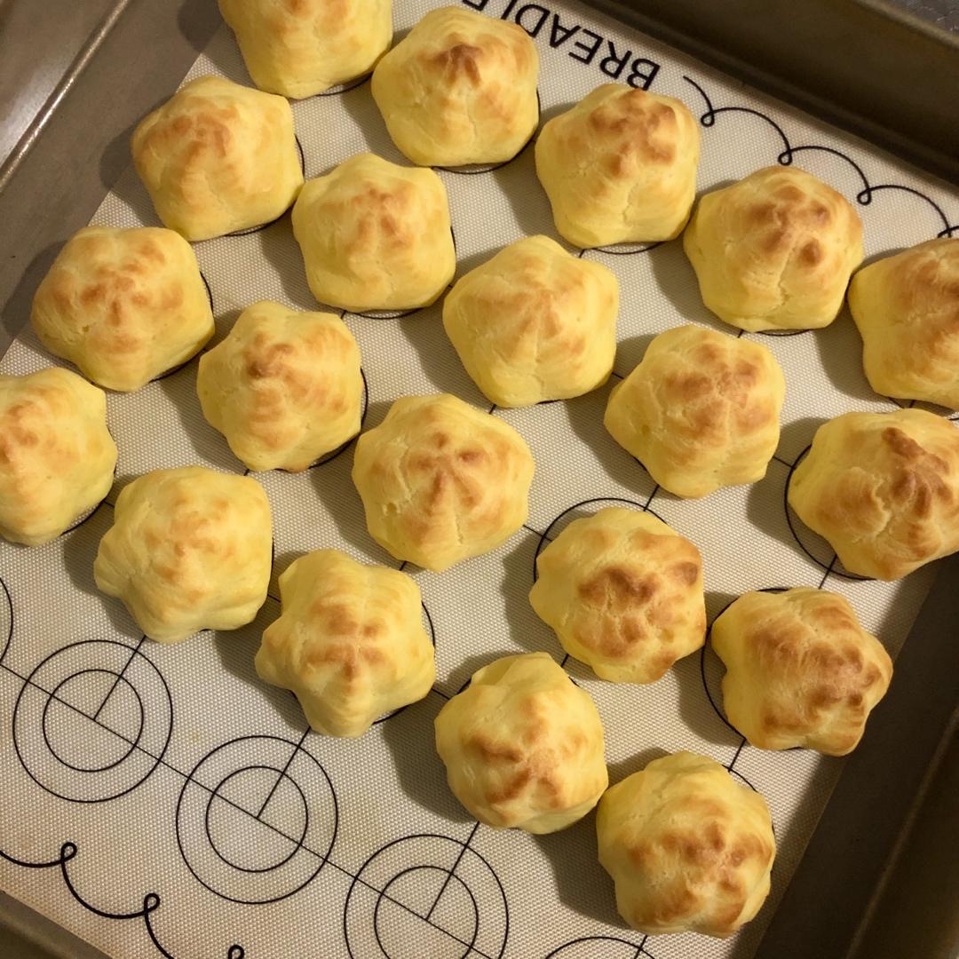 简单易成功的奶油小泡芙做法