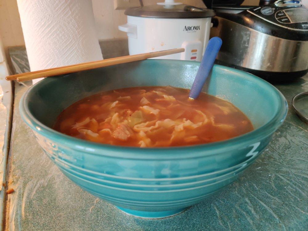 最家常的普通汤面——西红柿鸡蛋龙须面