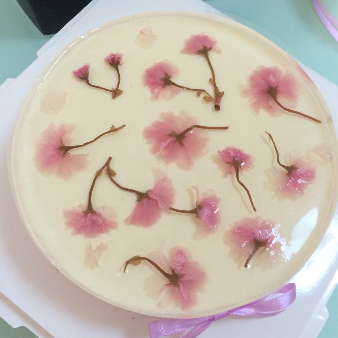 颜值爆表的樱花慕斯。（6寸圆模）