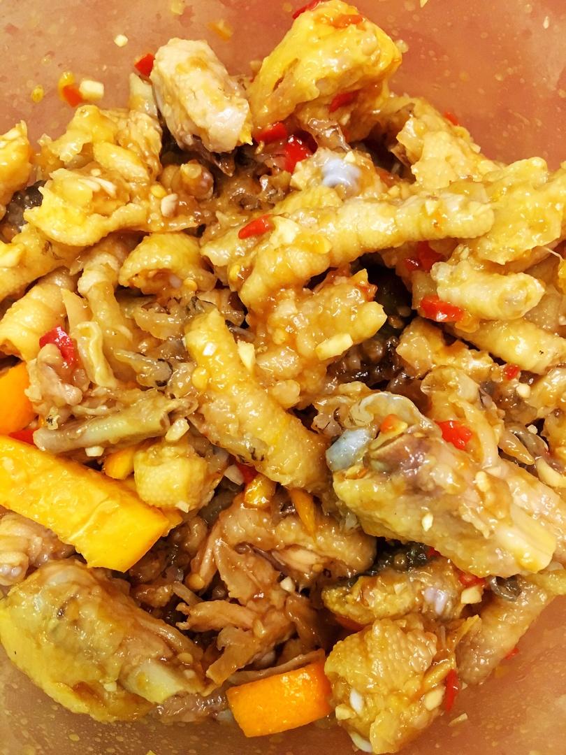 绝对不会后悔的酸辣鸡爪