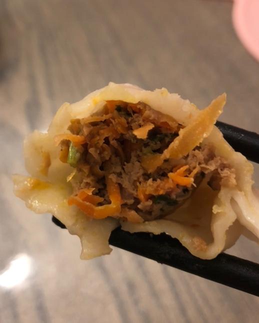 胡萝卜牛肉香菜饺子