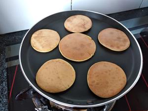 [快手早餐]超浓版豆浆（附送豆渣鸡蛋饼和黄豆粉的做法）的做法 步骤9