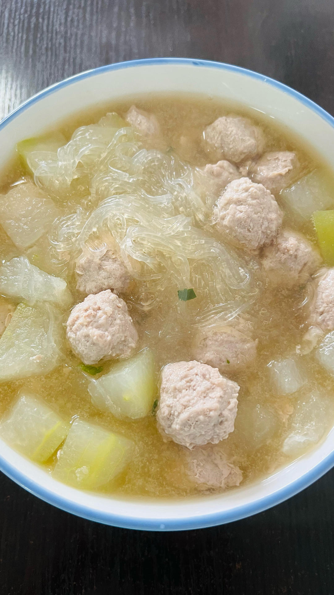 巨鲜美的冬瓜丸子汤