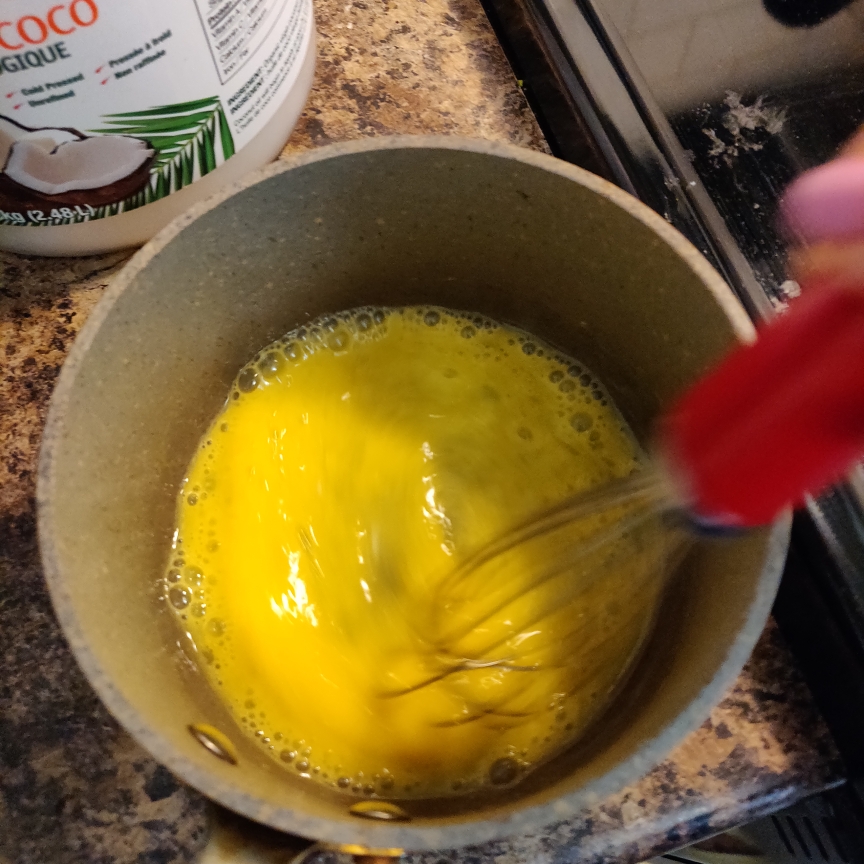 简单椰子油蛋黄酱（0卡代糖包替白糖）的做法 步骤3