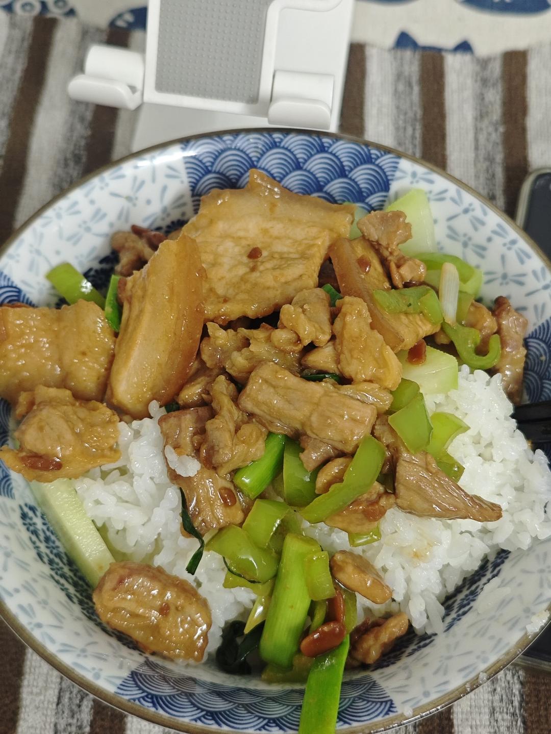 非常下饭的一道菜：酱肉，配它吃我可以吃两碗饭