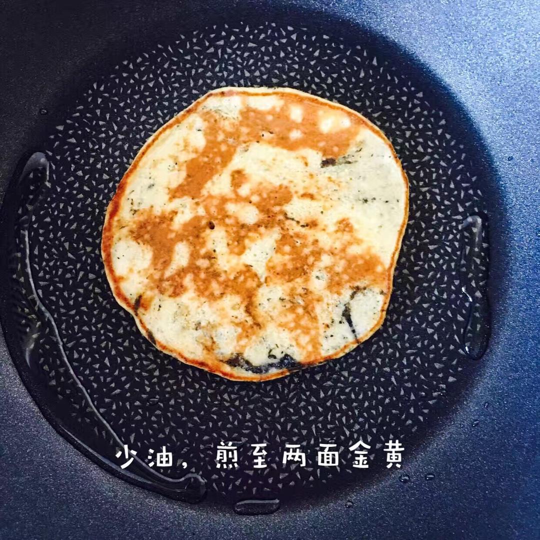 宝宝的香蕉芝麻饼