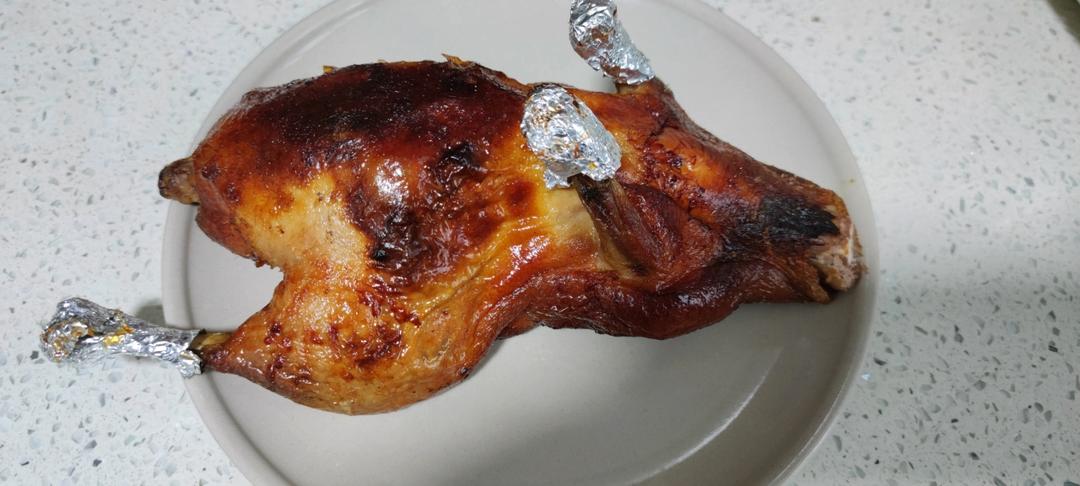 超简单，一个条鸭腿也能烤出北京脆皮烤鸭