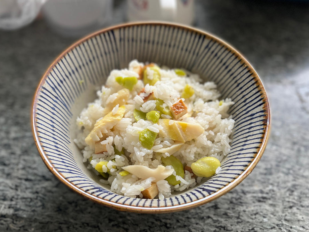 春笋蚕豆香干焖饭（纯素食）的做法