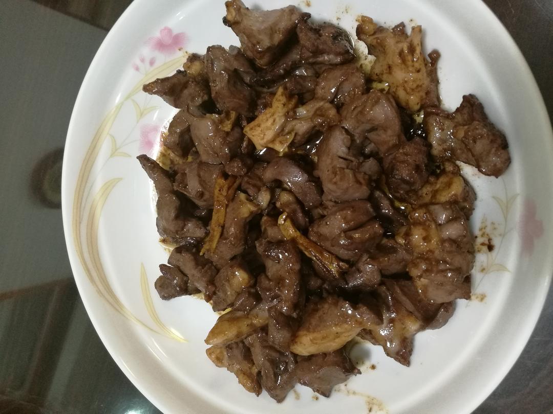 沙茶酱炒猪心的做法