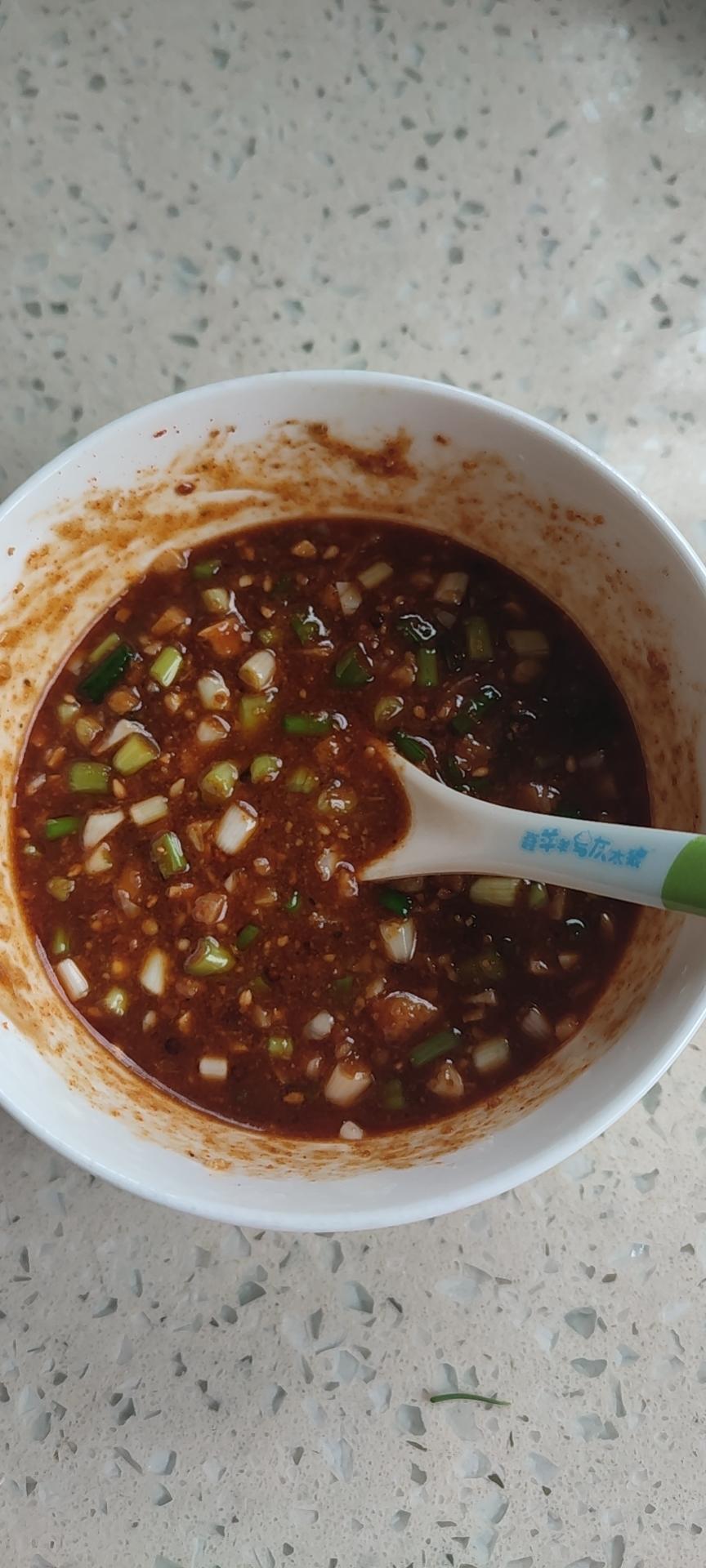 土豆销魂吃法！酸辣开胃的凉拌土豆片