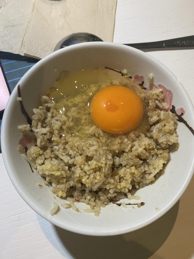 生鸡蛋酱油拌饭，打开方式竟然分派系？