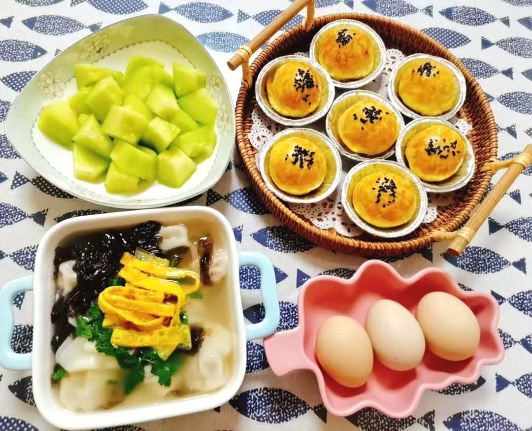 节日聚餐时刻