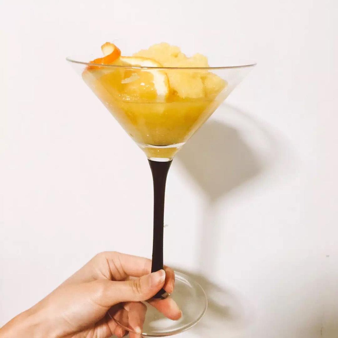 高温天吃了会上瘾的【椰奶芒果沙冰】