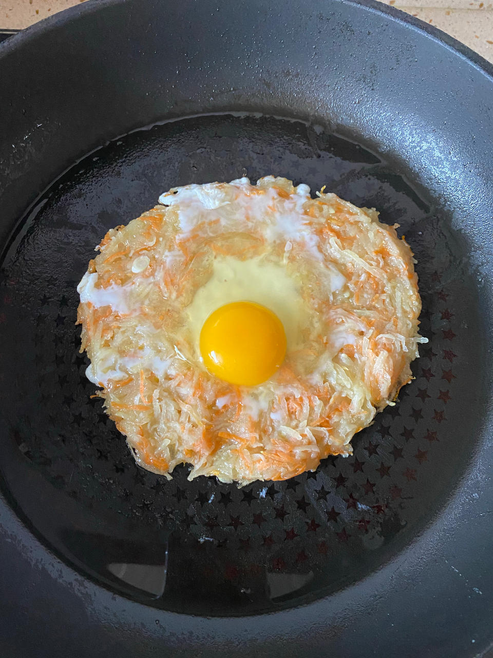 土豆胡萝卜丝鸡蛋饼|10分钟快手营养早餐