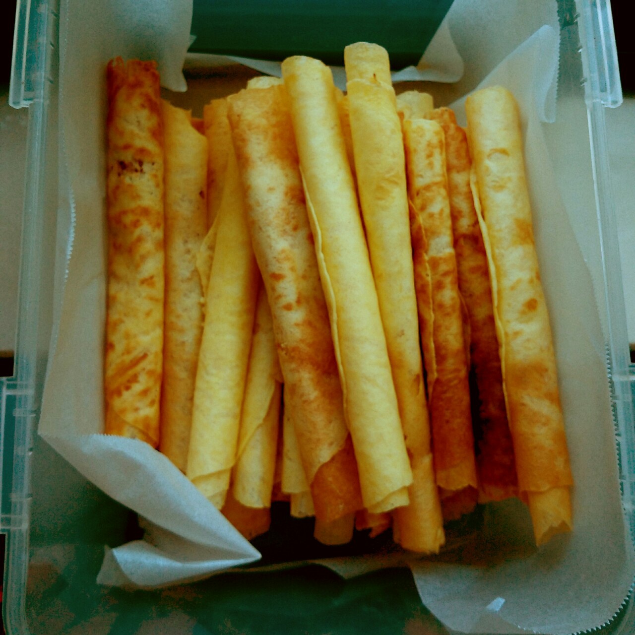 芝麻香酥蛋卷（视频食谱）