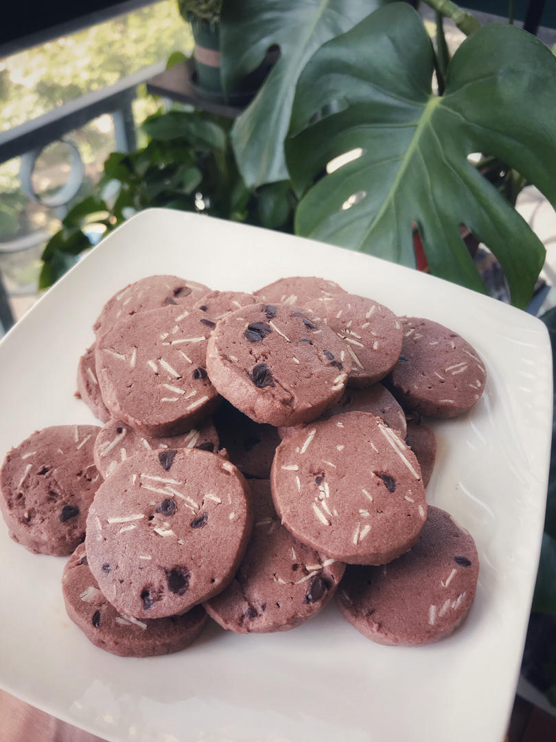 开店朋友给的配方，杏仁片巧克力豆曲奇➕蔓越莓曲奇