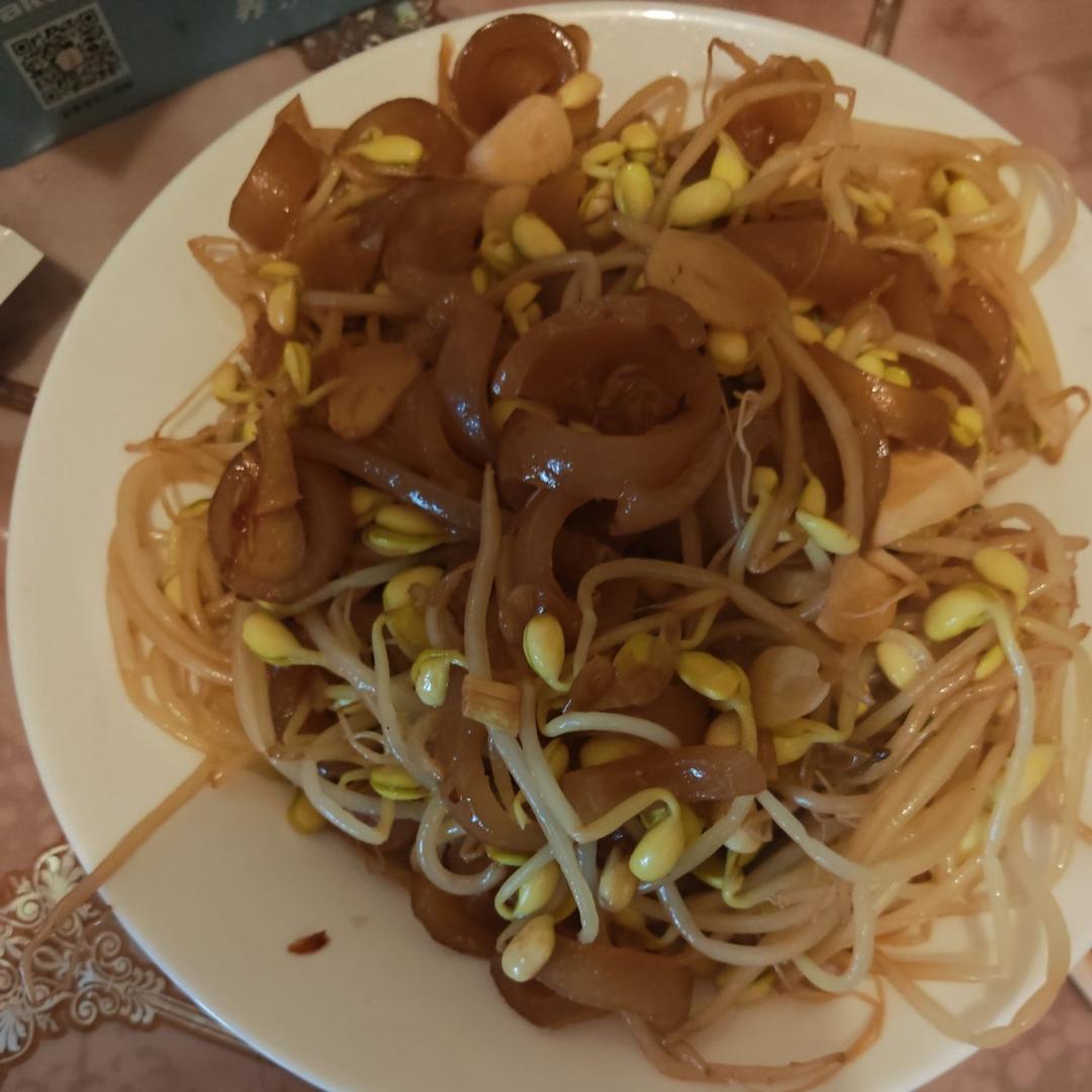 Q弹肉皮炒豆芽