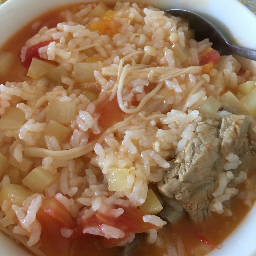 臸仩の囡瑝做的杂菜烩饭