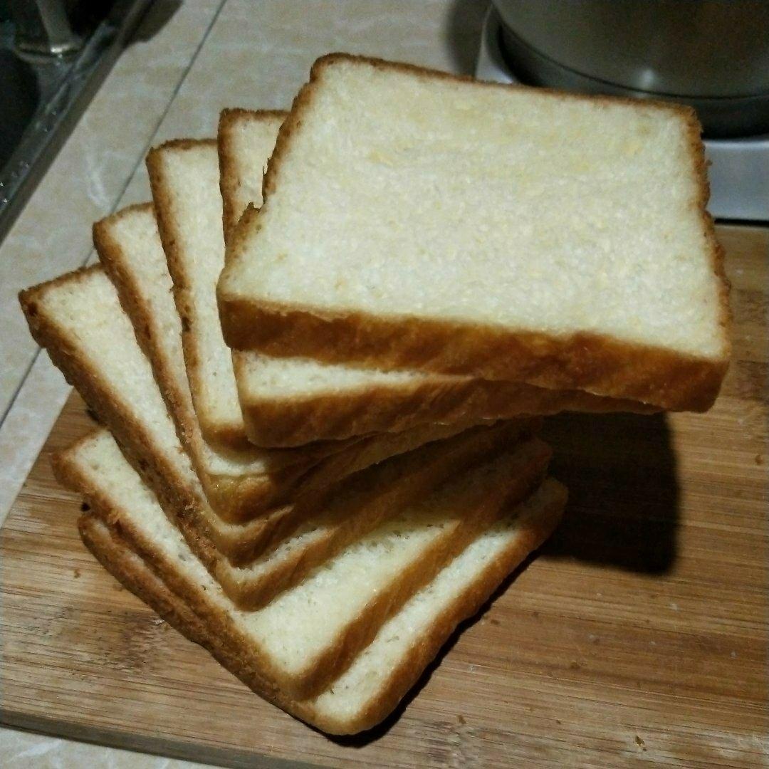 微咸味奶油吐司