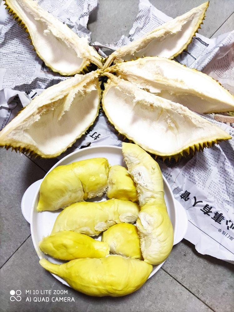 榴莲千层蛋糕