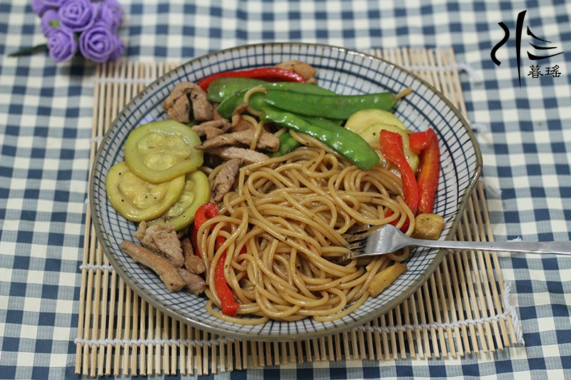 秋日杂蔬意面