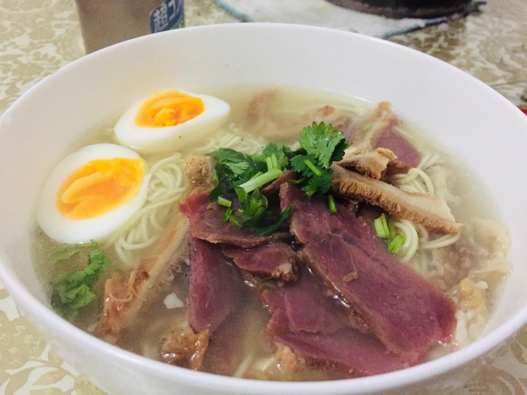 牛骨汤