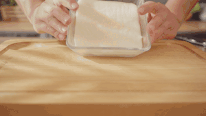 炸鲜奶【孔老师教做菜】的做法 步骤9
